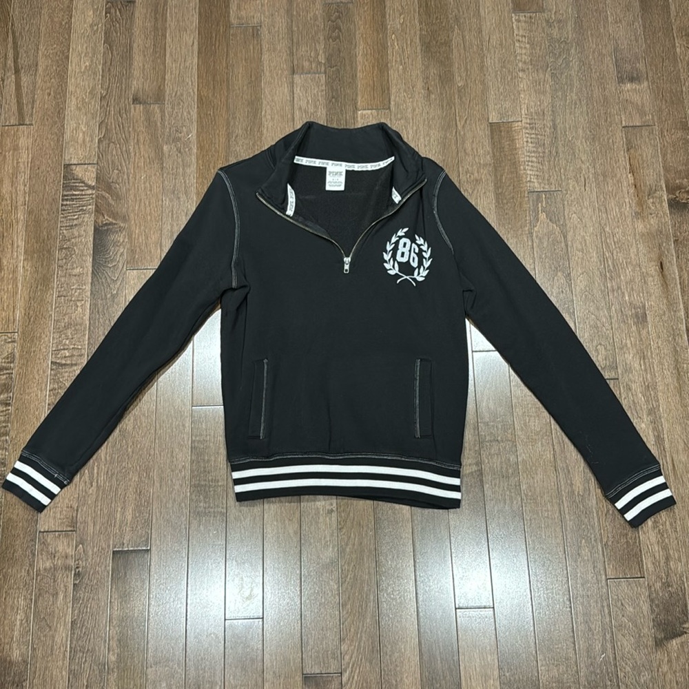 VS PINK Sweatshirt